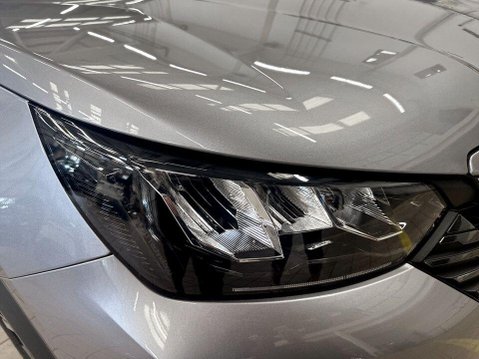 Peugeot e-2008 50kWh Allure SUV 5dr Electric Auto (7kW Charger) (136 ps) DAB Radio - Parki 9