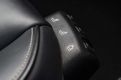 Mercedes-Benz SLS AMG 21