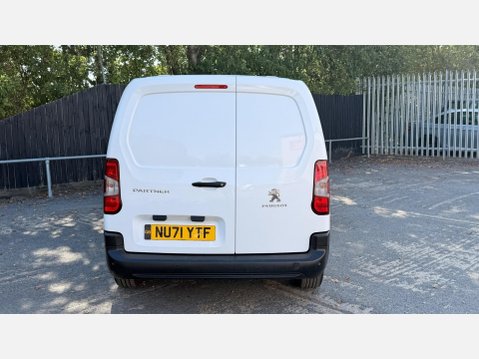 Peugeot Partner BLUEHDI PROFESSIONAL PREMIUM L2 4