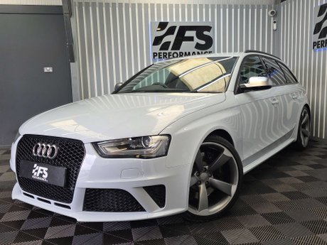 Audi RS4 4.2 FSI V8 Estate 5dr Petrol S Tronic quattro Euro 5 (450 ps) 36
