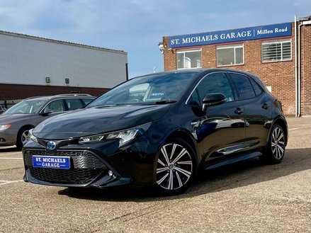 Toyota Corolla 1.8 Corolla Design HEV CVT 5dr