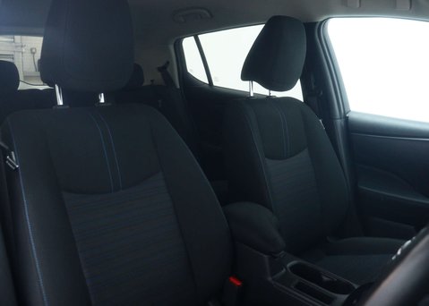 Nissan LEAF Leaf N-Connecta 5dr 45