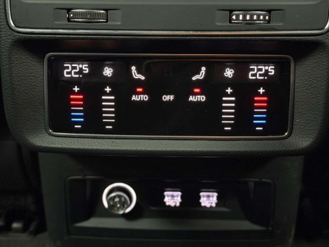 Audi Q7 3.0 TDI V6 50 S line SUV 5dr Diesel Tiptronic quattro Euro 6 (s/s) (286 ps) 51