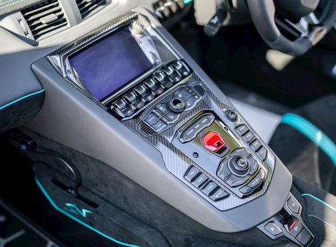 Lamborghini Aventador SV LP750-4 Roadster 20