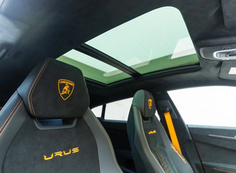 Lamborghini Urus Performante 14