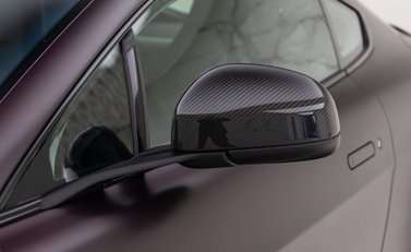 Aston Martin Vantage S V12 28