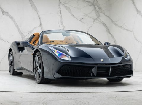 Ferrari 488 SPIDER 12