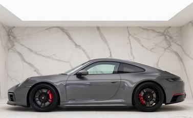 Porsche 911 Carrera GTS (992) 2