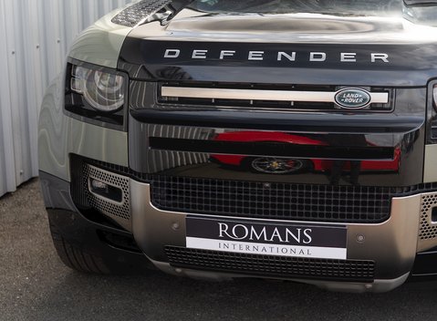 Land Rover Defender 110 X P400 25