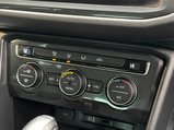 Volkswagen Tiguan 2.0 TDI SE Navigation DSG 4Motion Euro 6 (s/s) 5dr 32