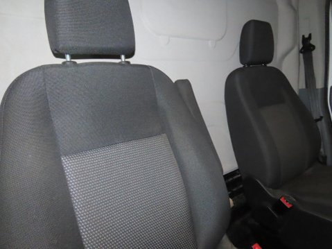 Ford Transit 2.0 350 EcoBlue FWD L2 H3 Euro 6 5dr 7