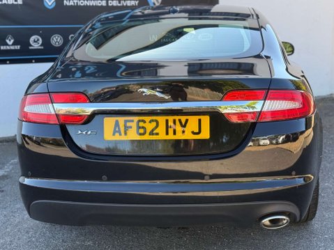 Jaguar XF 2.2d SE Saloon 4dr Diesel Auto Euro 5 (s/s) (190 ps) 25