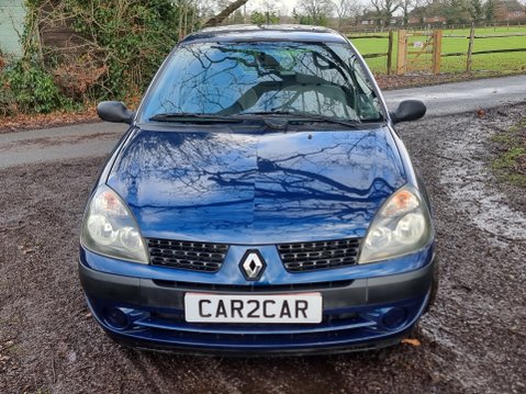 Renault Clio EXPRESSION 16V 12