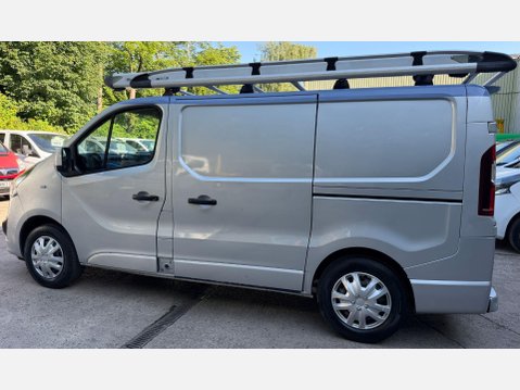 Vauxhall Vivaro 1.6 CDTi 2700 BiTurbo ecoFLEX Sportive L1 H1 Euro 5 (s/s) 5dr 18