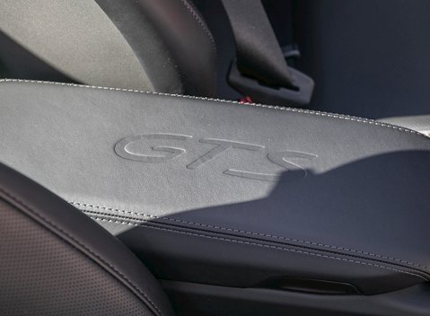 Porsche 911 (991.2) Targa 4 GTS 22