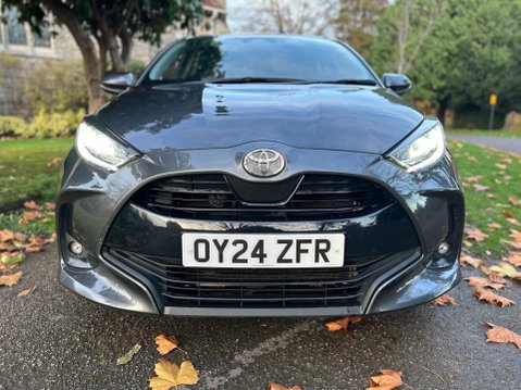 Toyota Yaris DESIGN FHEV 13