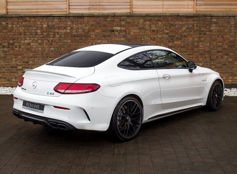 Mercedes-Benz C Class C63 Coupe 7