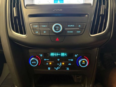 Ford Focus 1.0T EcoBoost Titanium Euro 6 (s/s) 5dr 30