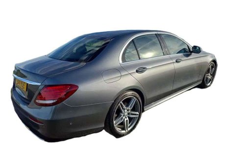 Mercedes-Benz E Class 2.0 E220d AMG Line Saloon 4dr Diesel G-Tronic+ Euro 6 (s/s) (194 ps) 4