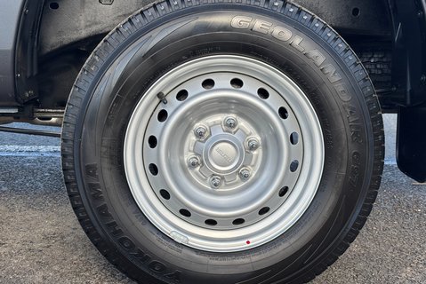 Isuzu D-Max Utility Single Cab 4x4 Pickup 28