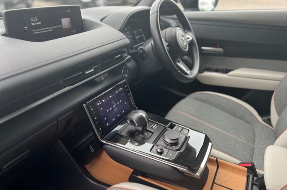 Mazda MX-30 EXCLUSIVE-LINE 40