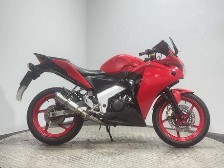 Honda CBR 2013 SPORTS BIKE PROJECT BIKE PARTS BIKE BREAKER 125CC