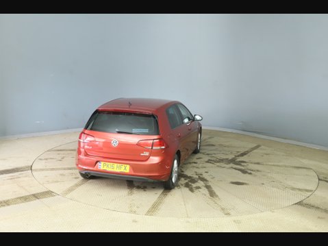 Volkswagen Golf BLUEMOTION TDI 6