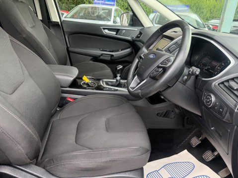 Ford S-Max 2.0 TDCi Titanium Euro 6 (s/s) 5dr 16