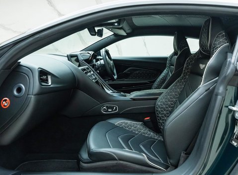 Aston Martin DBS Superleggera 19