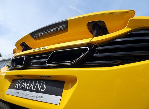 McLaren MP4-12C Spider 10