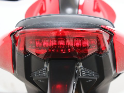 Ducati Monster 937 MONSTER 937 25