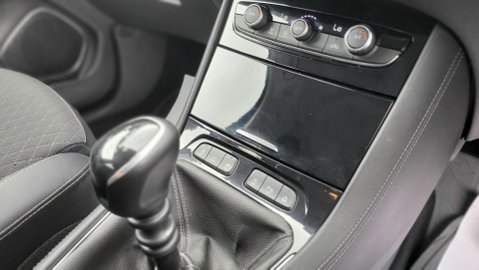 Vauxhall Grandland X GRIFFIN 14