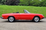 Alfa Romeo Spider 1750 VELOCE 5