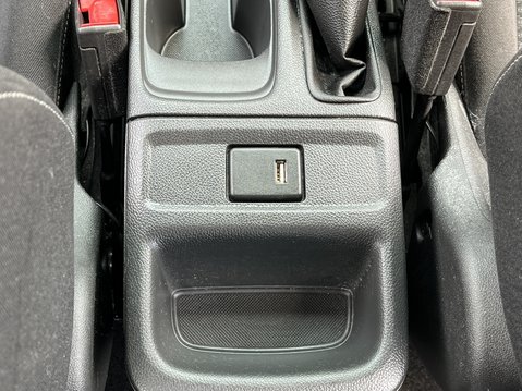 Vauxhall Astra 1.0T 12V ecoFLEX Design 5dr 31