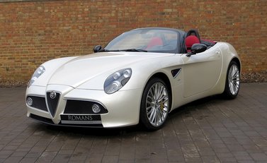 Alfa Romeo 8C Spider 12