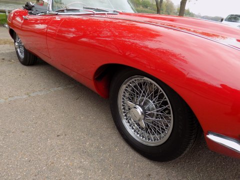 Jaguar E-Type S1½ 4.2 Roadster 59