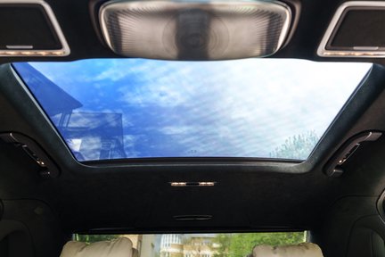 Mercedes-Benz S Class MAYBACH S600 V12 40