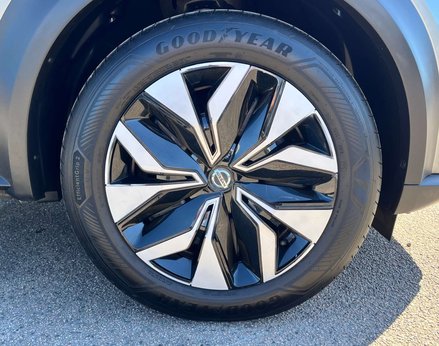 Nissan Juke 1.0 Juke Acenta DiG-T Semi-Auto 5dr 15