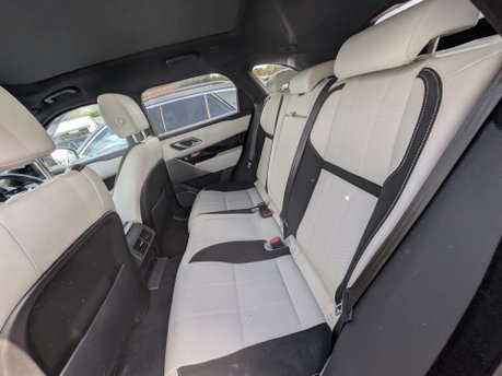 Land Rover Range Rover Velar 2.0 Range Rover Velar R-Dynamic SE D240 Auto 4WD 5dr 16