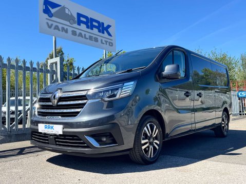 Renault Trafic 2.0 Trafic LL30 Sport+ Blue dCi 36