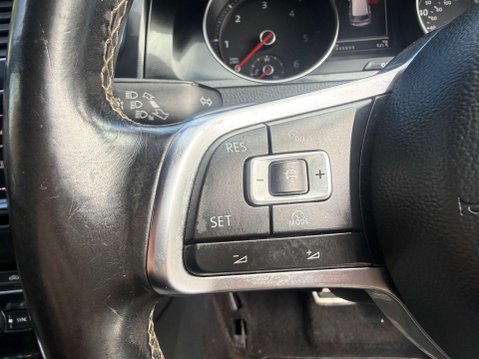 Volkswagen Golf 2.0 Golf GTD Semi-Auto 5dr 26