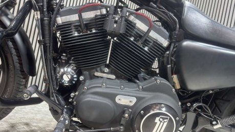 Harley-Davidson Sportster 883 XL883N IRON 2015 20K NEW MOT SERVICED CRUISER BIKE 34