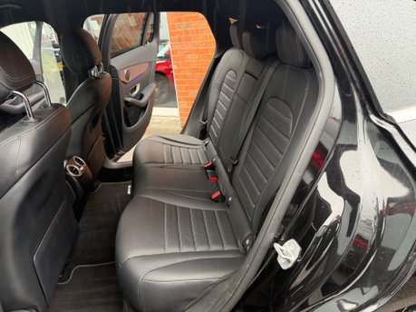 Mercedes-Benz EQC QC 400 80kWh AMG Line SUV 5dr Electric Auto 4MATIC (400 bhp) 43