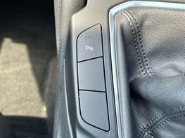 Ford Kuga 1.5 Kuga Titanium Edition 5dr 52