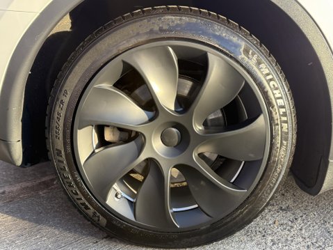 Tesla Model Y SUV 5dr Electric Auto RWD (346 ps) 15