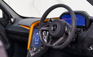 McLaren 720S Performance 11