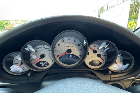 Porsche 911 997.2 TURBO S PDK 11