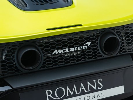 McLaren Artura 