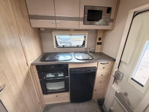 Elddis Autoquest 115 BLUE HDI 333 L1 C/C TLL 11