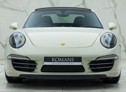 Porsche 911 50TH ANNIVERSARY EDITION (991) 4